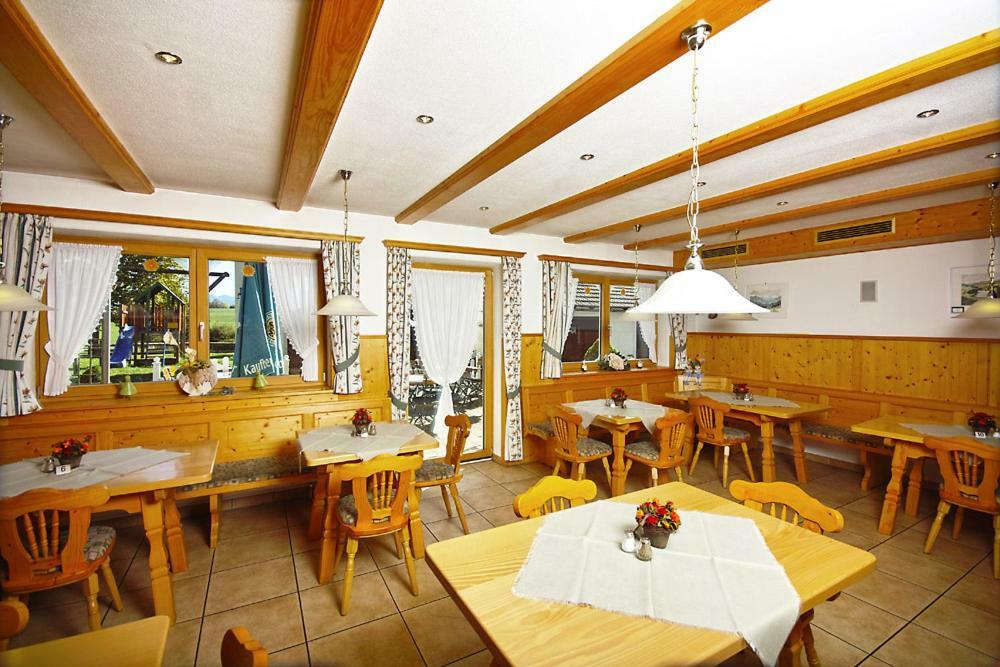 Gasthof "Zum Strauss" Hotel Wildsteig Екстериор снимка